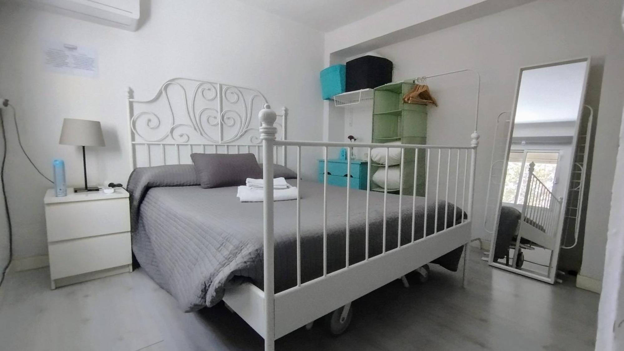 Apartamento 1 Dormitorio Y Salon Con Sofa Cama Bien Comunicado Con El Centro Séville Extérieur photo